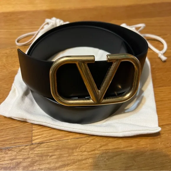 Valentino Black and Gold Belt Elegant Accessory Valentino Garavani VLogo Signature Leather Belt, 30mm  main image 4